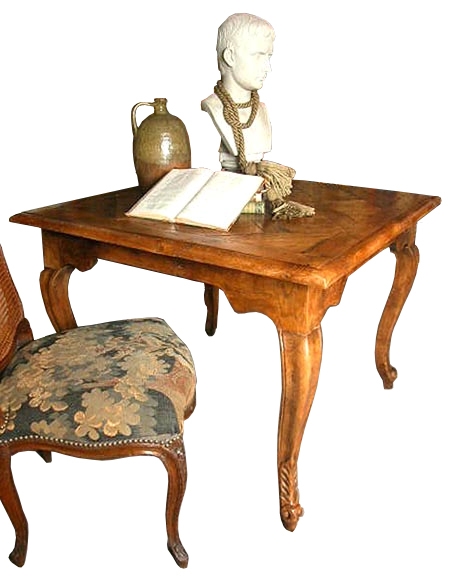 Bordeaux Card Table with Parquet Top