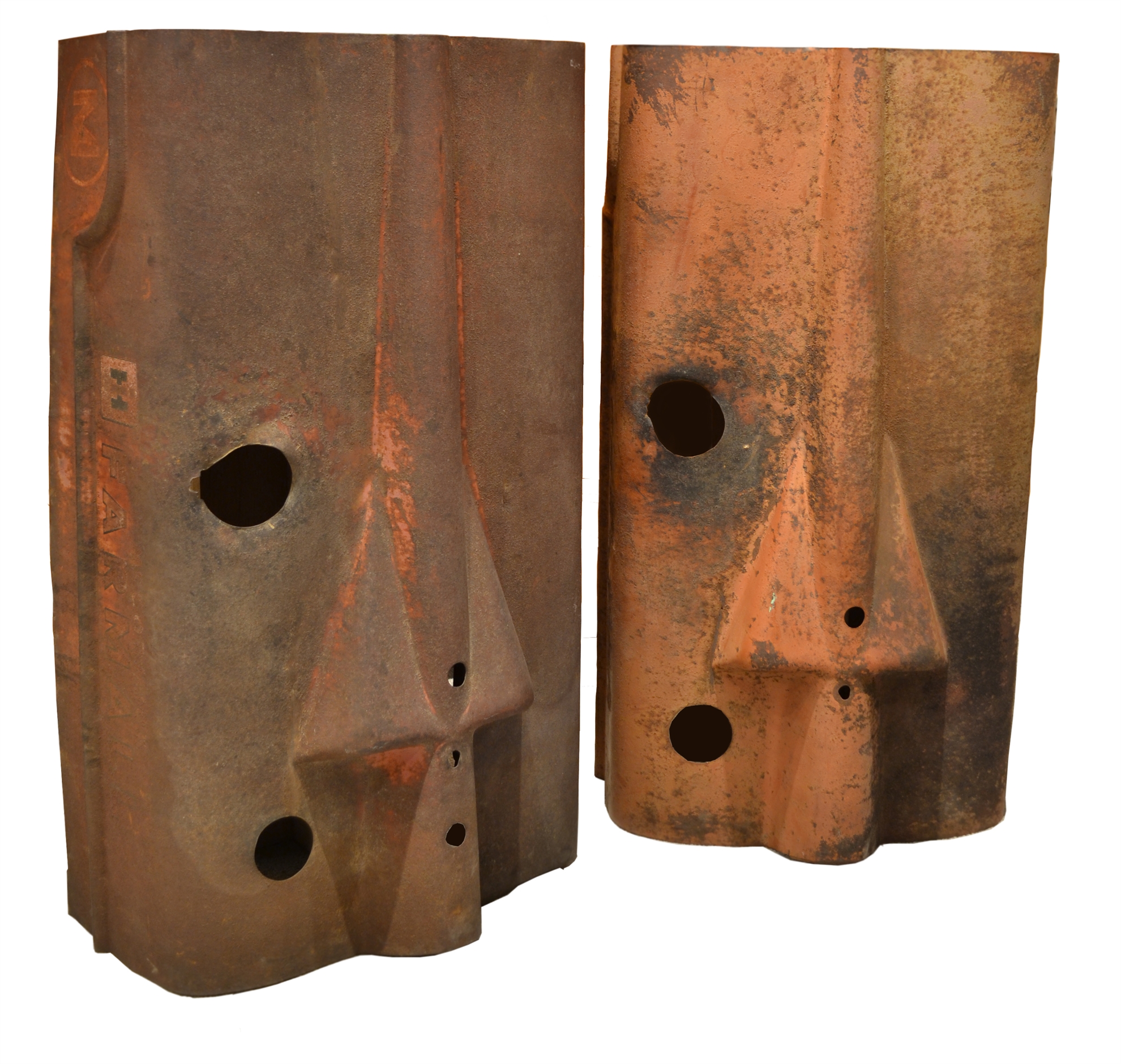 MB/3079 - Pair of Tractor Hood Pedestals